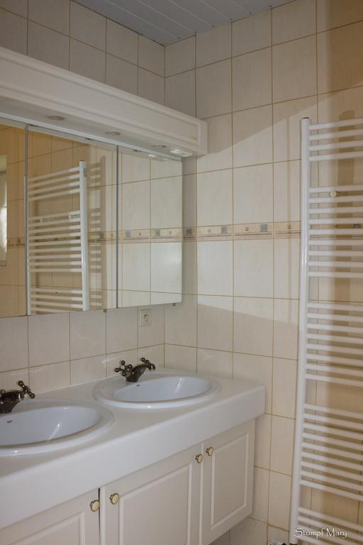 Gites "Les Framboisiers" Neufchâteau Habitación foto